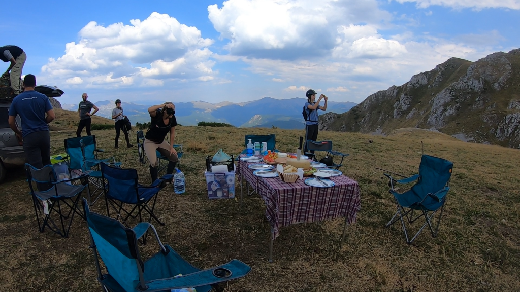 Lunchpauze tijdens paardrijvakantie